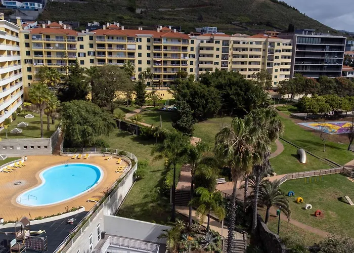 Park Ajuda *